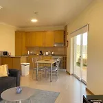 Oura Oasis A - Shared Pool - 4 Guests - 알부페이라